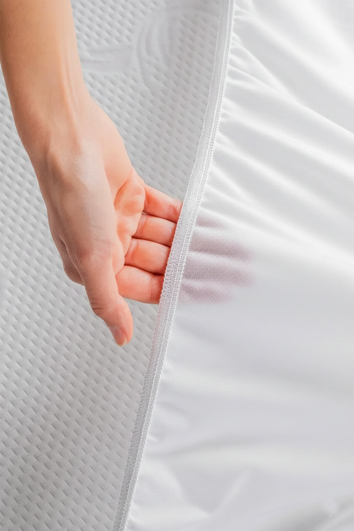 Jakarlı Özel Örme ve Desenli Sıvı Geçirmez Fitted Alez Beyaz