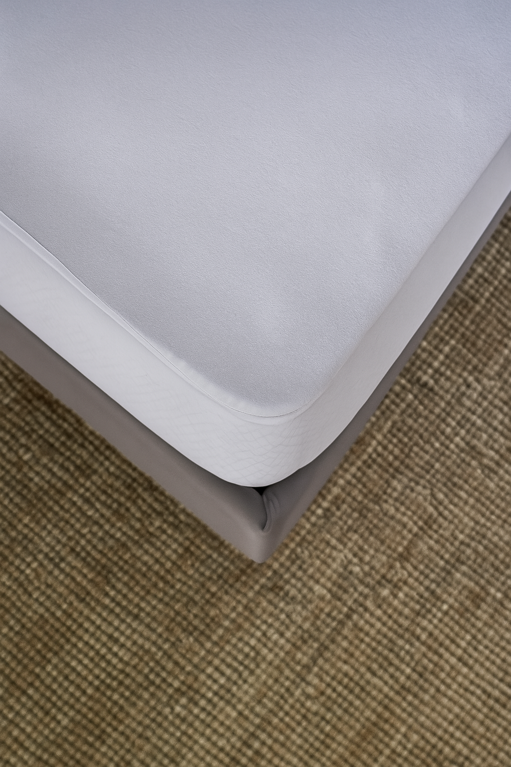 Mikro Sıvı Geçirmez Fitted Alez Beyaz